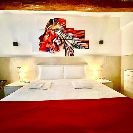 Апартаменты 50 Tourist House Bologna - Pratello - Self Check-In Экстерьер фото